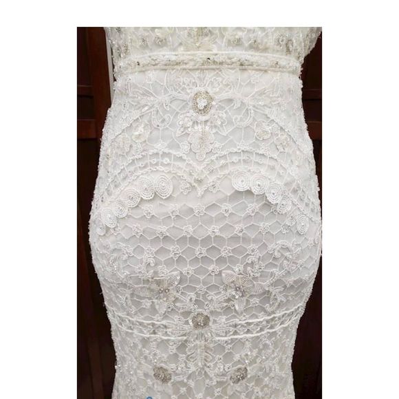 Lazaro Sz 10 Beaded Mermaid Wedding Dress/Veil - Picture 3 of 10
